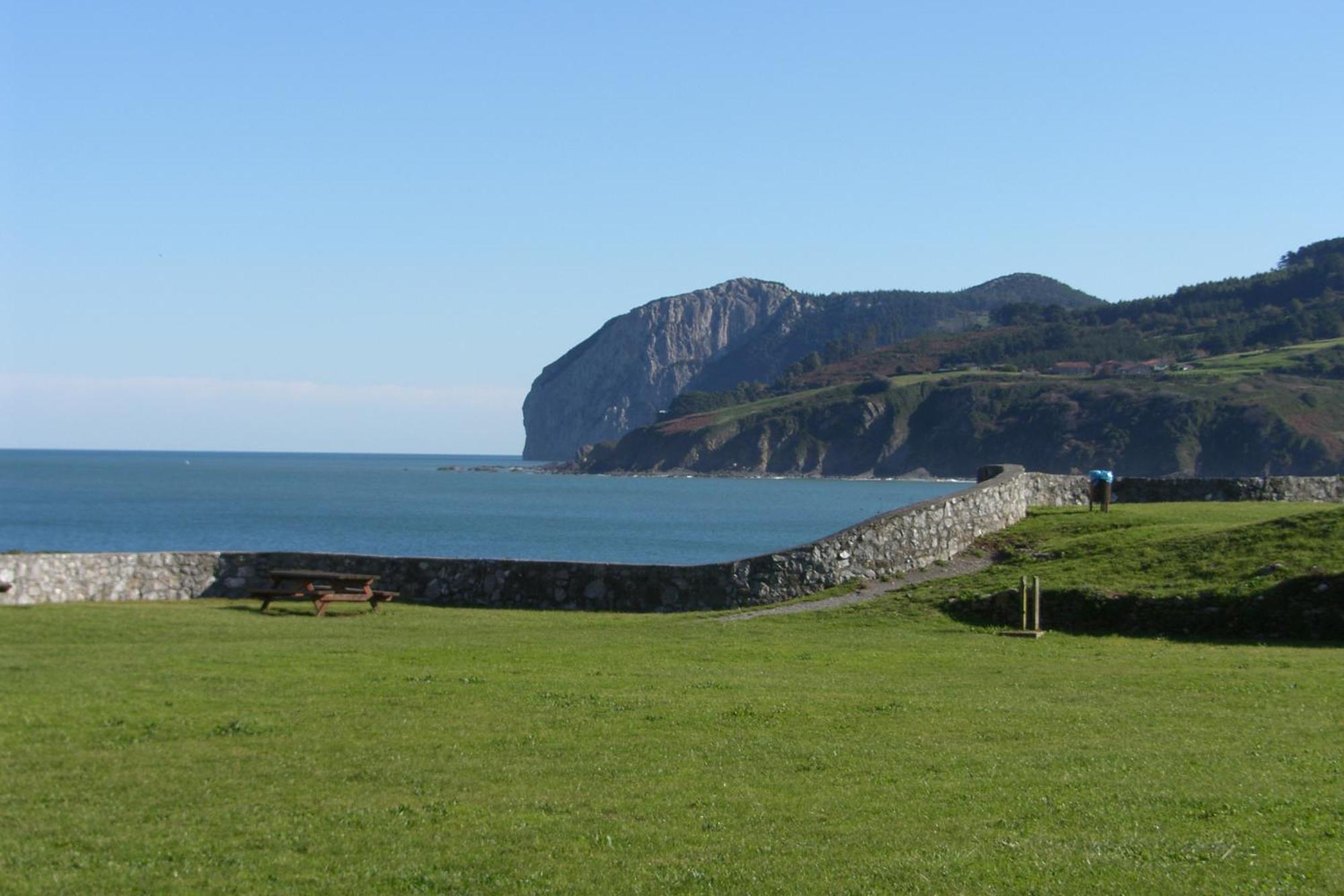 Apartamentos Mundaka Exterior photo